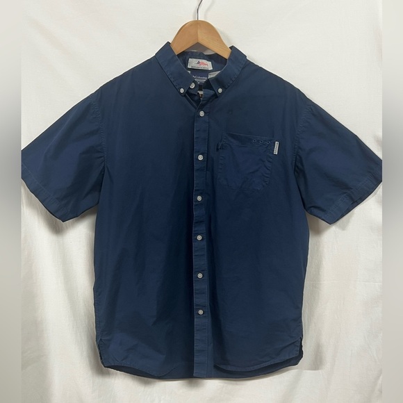 Columbia Other - COLUMBIA PFG short sleeved men's Medium  vented fishing shirt Navy Blue
